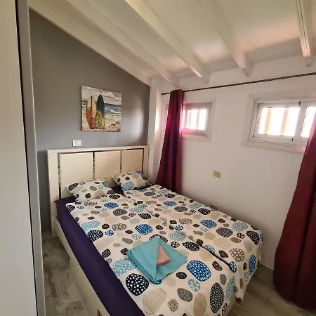 Appartement Duplex Penthouse Puerto Colon Only 5 Min. To The Beach, 2 Terraces, Pool, Wifi, Dishwasher