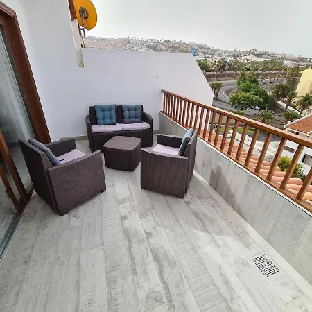 Duplex Penthouse Puerto Colon Only 5 Min. To The Beach, 2 Terraces, Pool, Wifi, Dishwasher