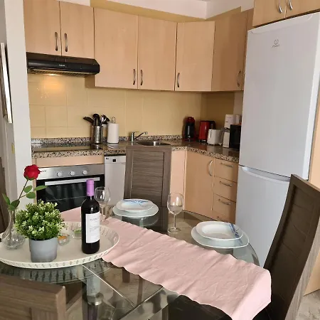 Duplex Penthouse Puerto Colon Only 5 Min. To The Beach, 2 Terraces, Pool, Wifi, Dishwasher Costa Adeje (Tenerife)