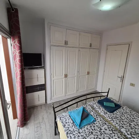 Duplex Penthouse Puerto Colon Only 5 Min. To The Beach, 2 Terraces, Pool, Wifi, Dishwasher Апартаменты *
